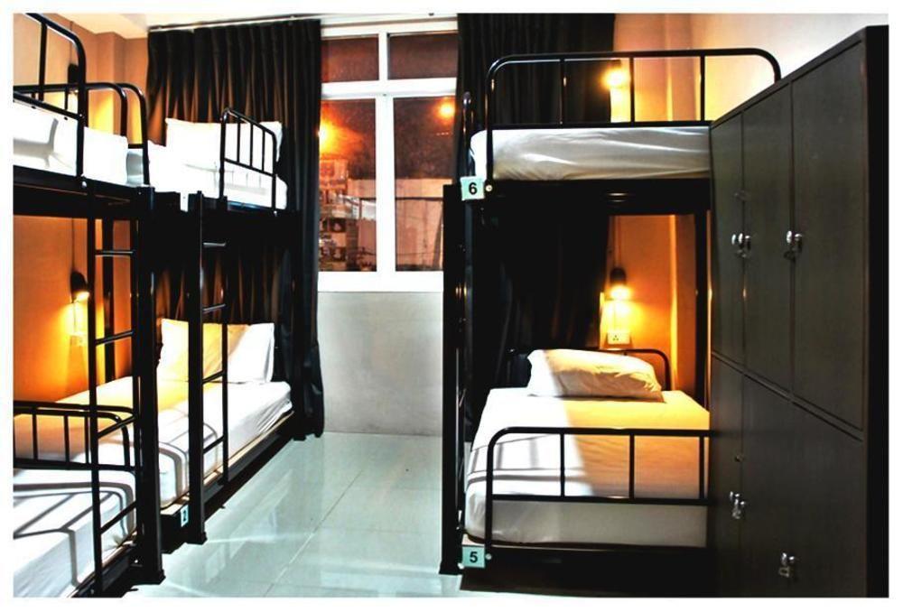Link Corner Hostel Бангкок Екстер'єр фото